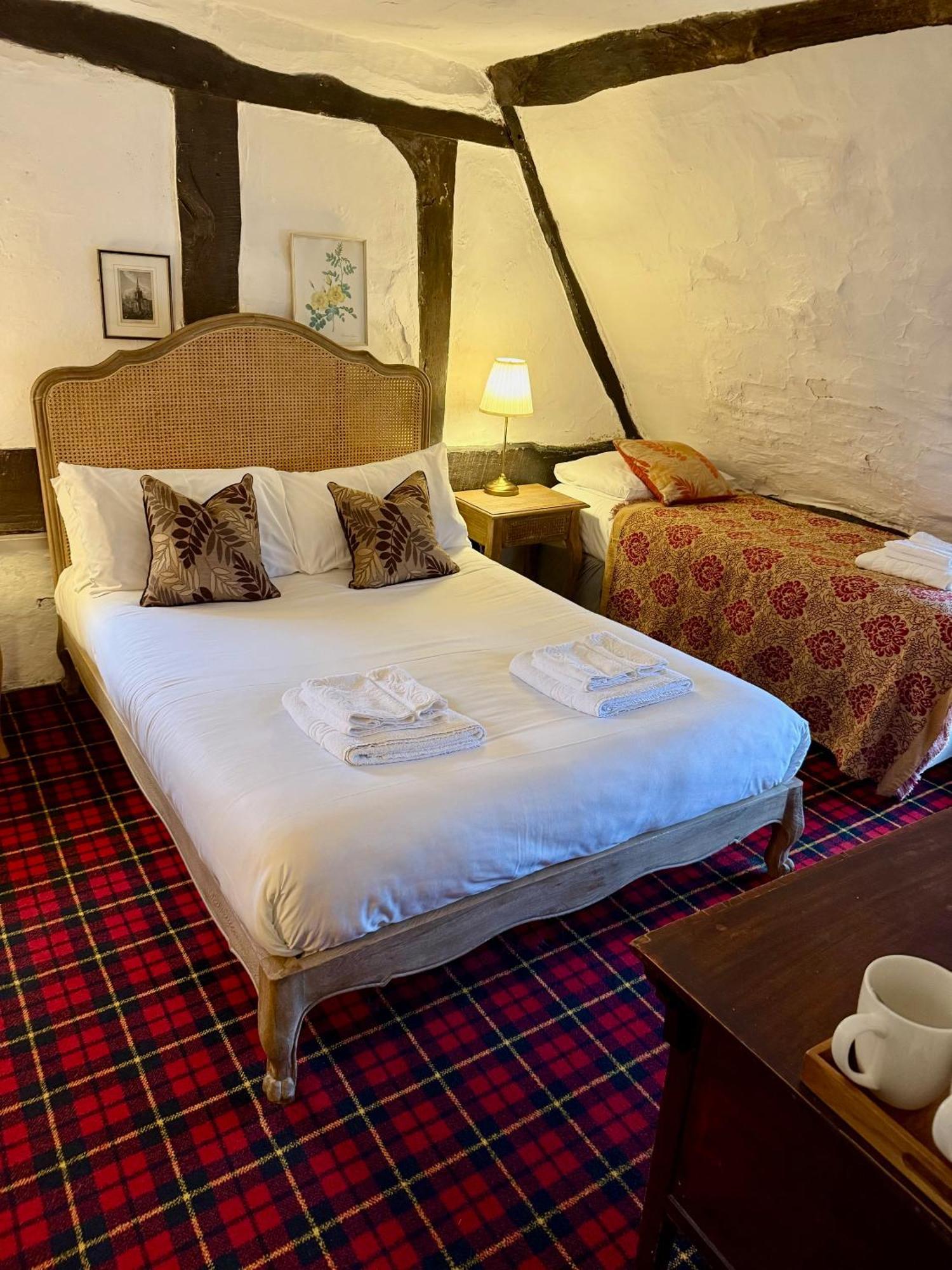 Hotel Thatched
