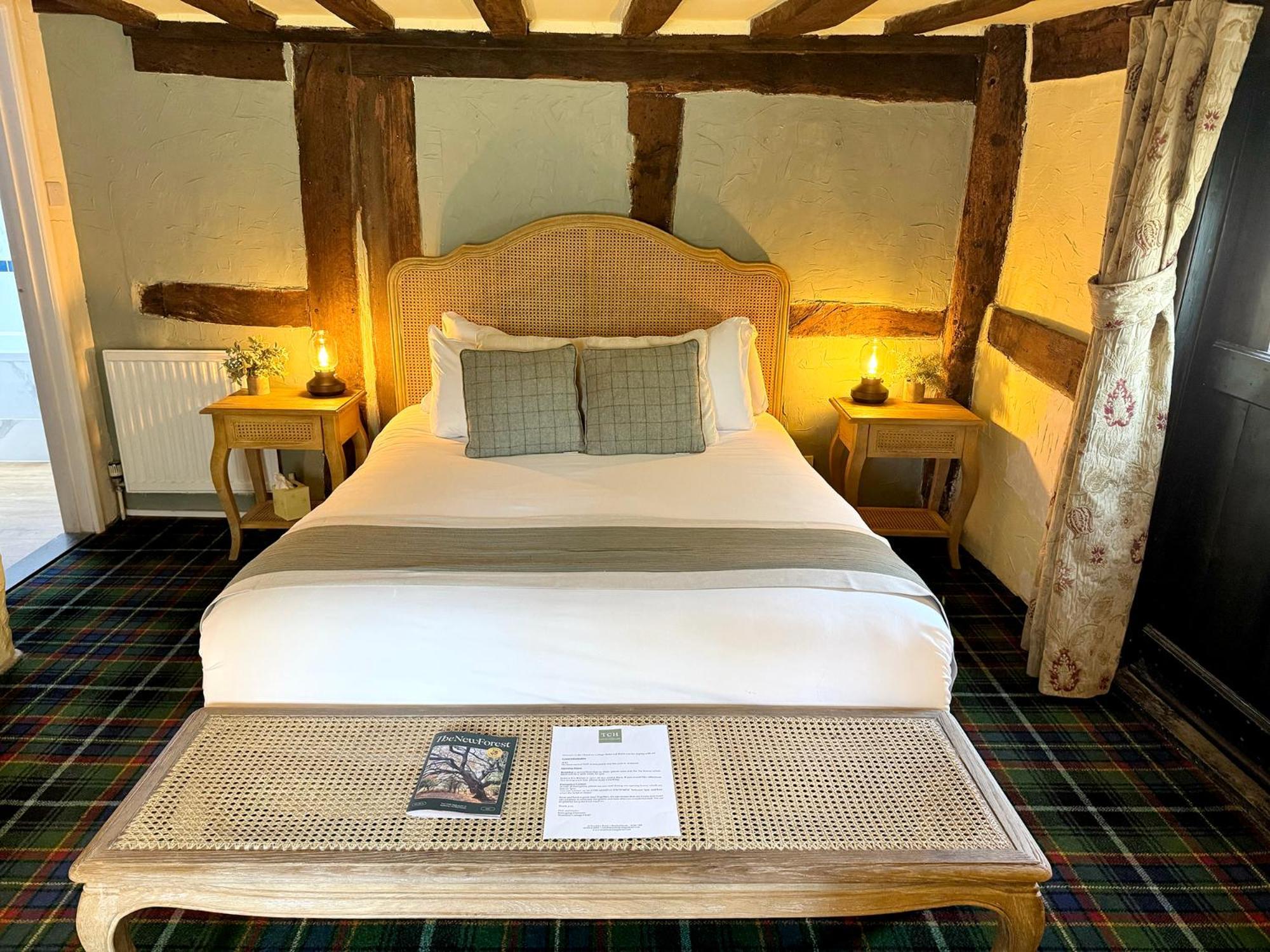Thatched 3*